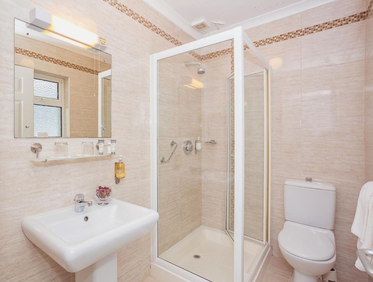 Bed and breakfast Ardree House 4*
